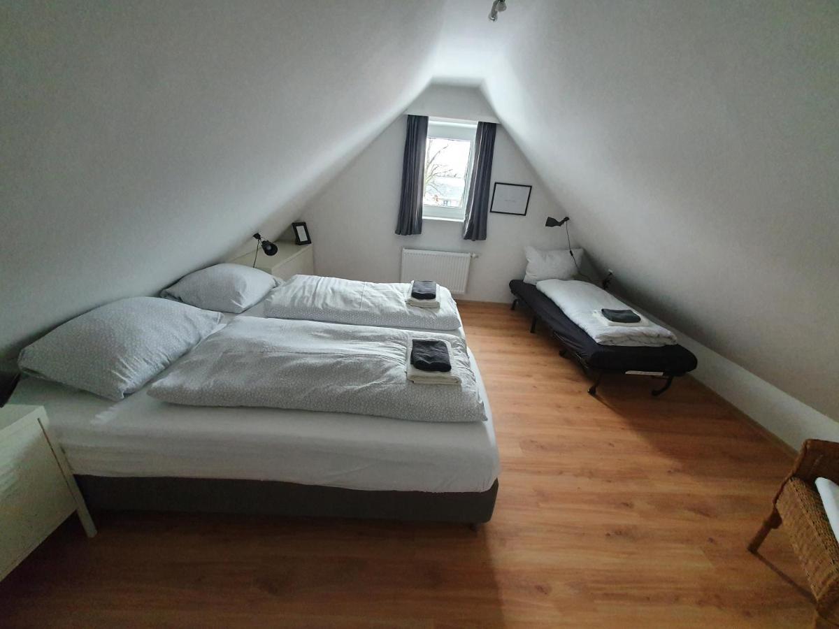 Haus Taybeerweg Apartman Aurich Kültér fotó